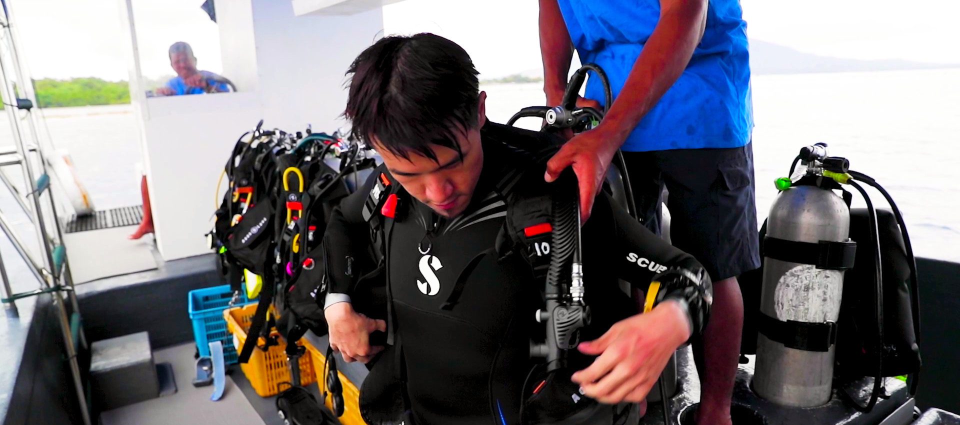 dive-bunaken-video-bckg