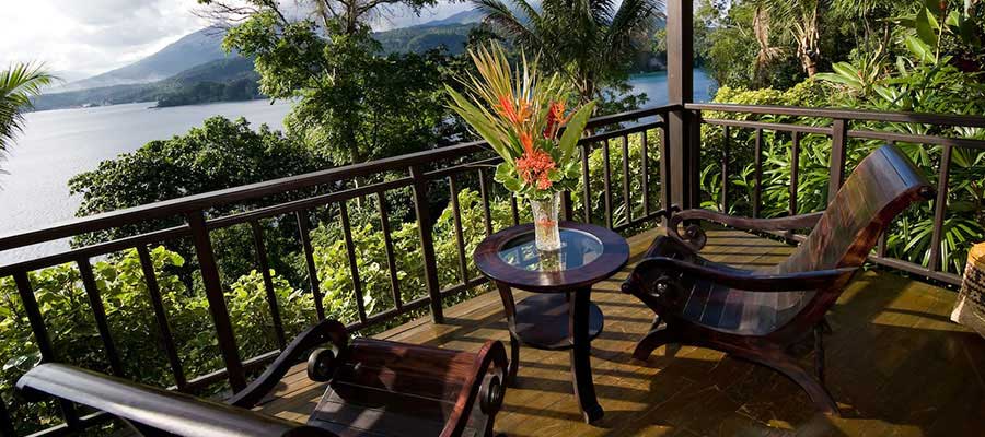 Lembeh-Resort-cottage-verandah