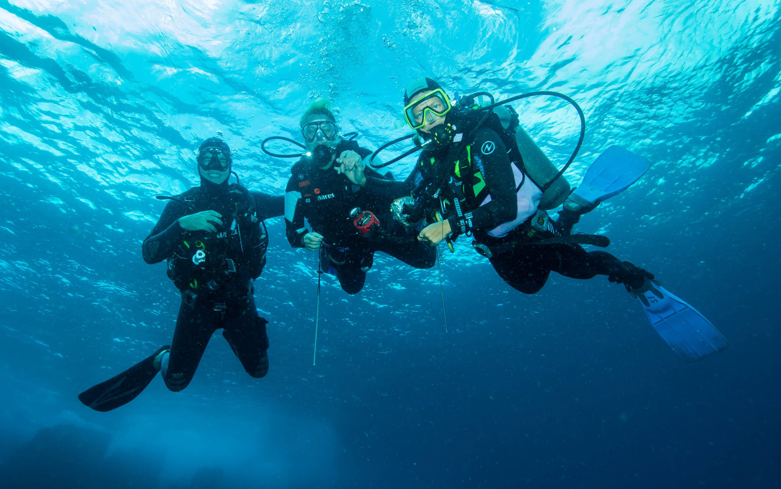 Diving Equipment for Professionals - Murex Resorts