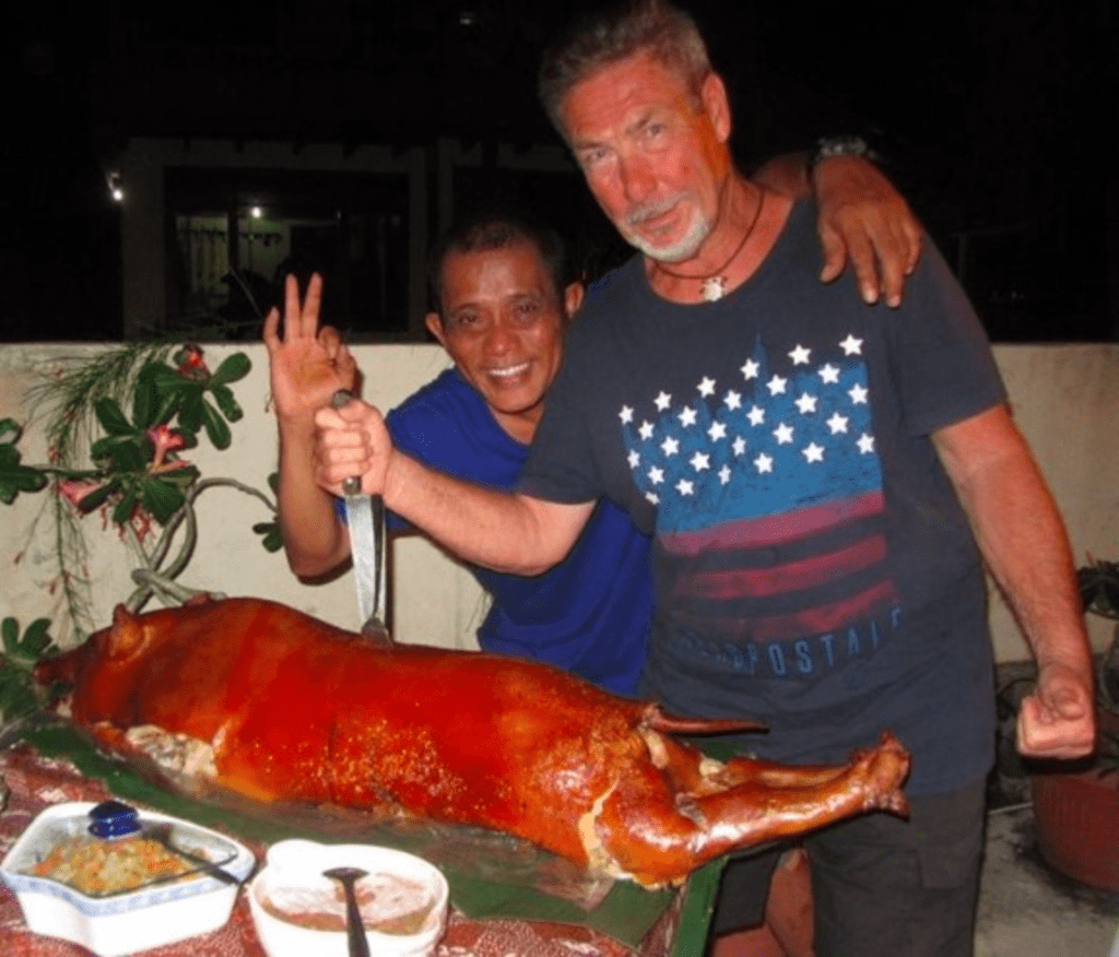 Babi Putar, roast suckling pig - Murex resort